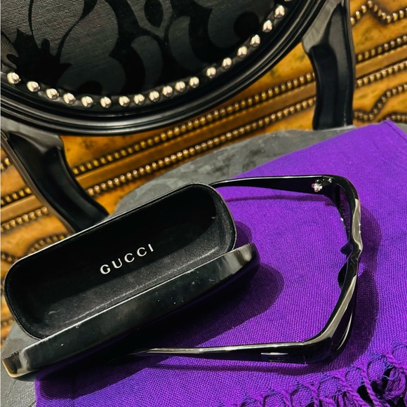 New Authentic Vintage 90’s Gucci women’s sunglasses glossy black GG 2456/S - Picture 4 of 8